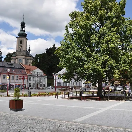 Hostel Lipa - Tovarna Krasna Lipa