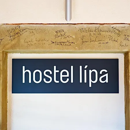 Hostel Lipa - Tovarna Konukevi 2*