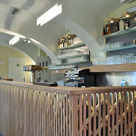 Hostel Lipa - Tovarna Guest house 2*