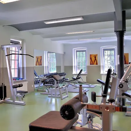 Konukevi Hostel Lipa - Tovarna Krásná Lípa