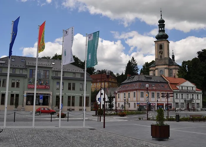 Lípa - Továrna Penzion