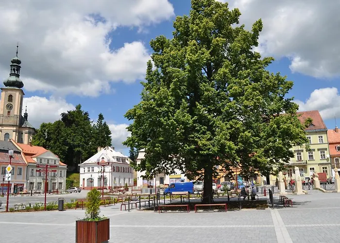 Penzion Lípa - Továrna 2*